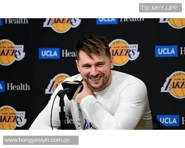 战术拆解:东契奇为何能掌控比赛节奏? 战术拆解:东契奇为何能掌控比赛节奏?