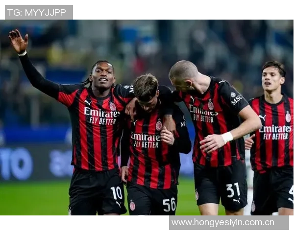 以镜头回顾AC米兰经典瞬间那一幕令人泪目球迷心中永恒的记忆